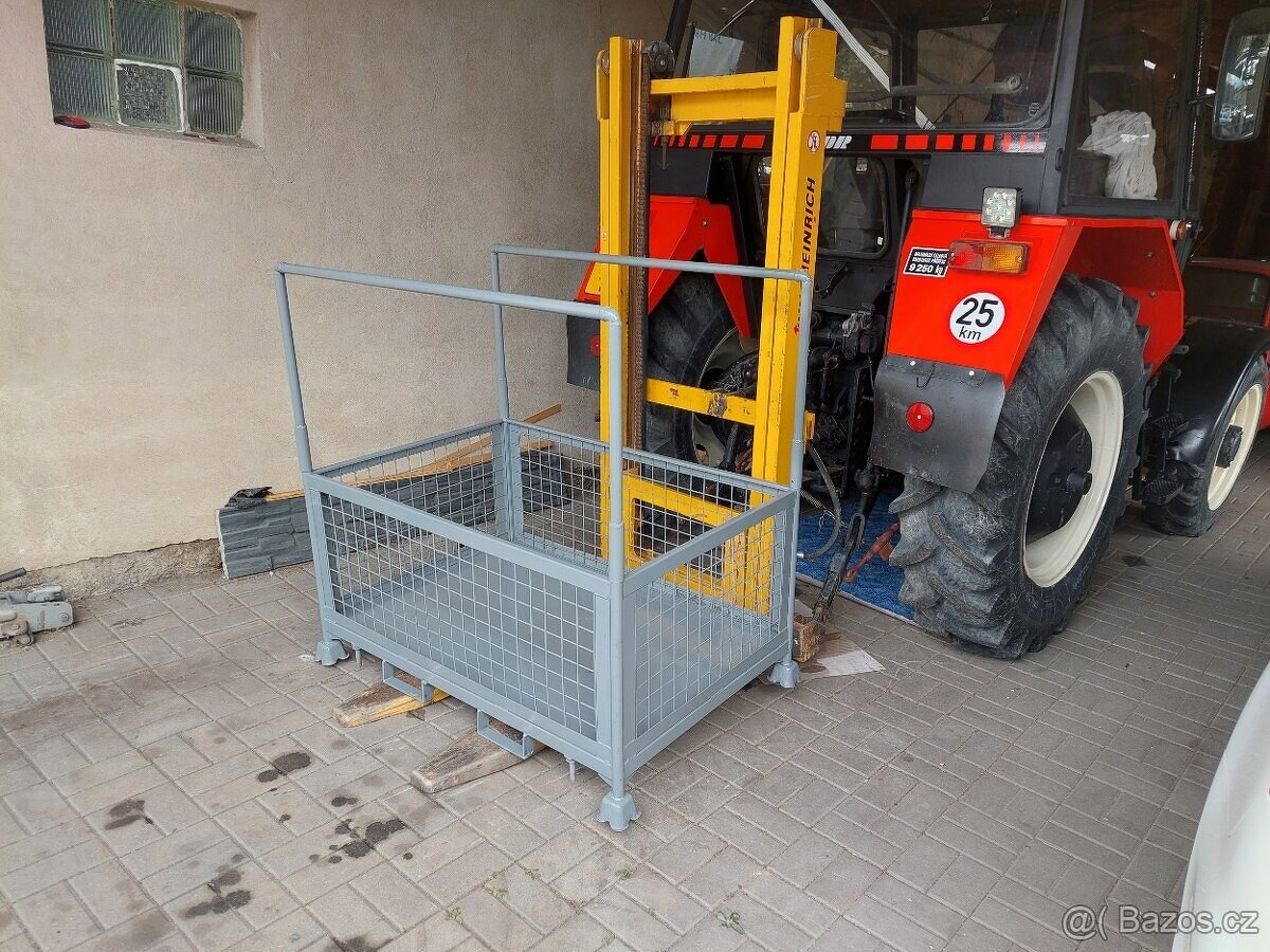 Vysokozdvižné zařízení na traktor Jungheinrich - 2