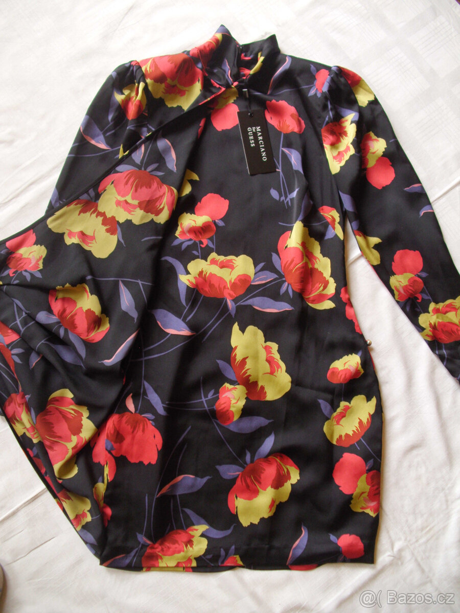 NOVÉ pouzdrové šaty zn. GUESS - vel. S - 2