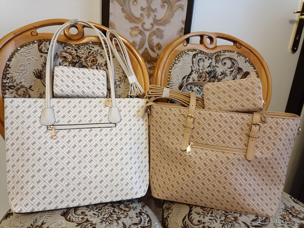 Kabelka Guess s peněženkou a popruhem. - 2