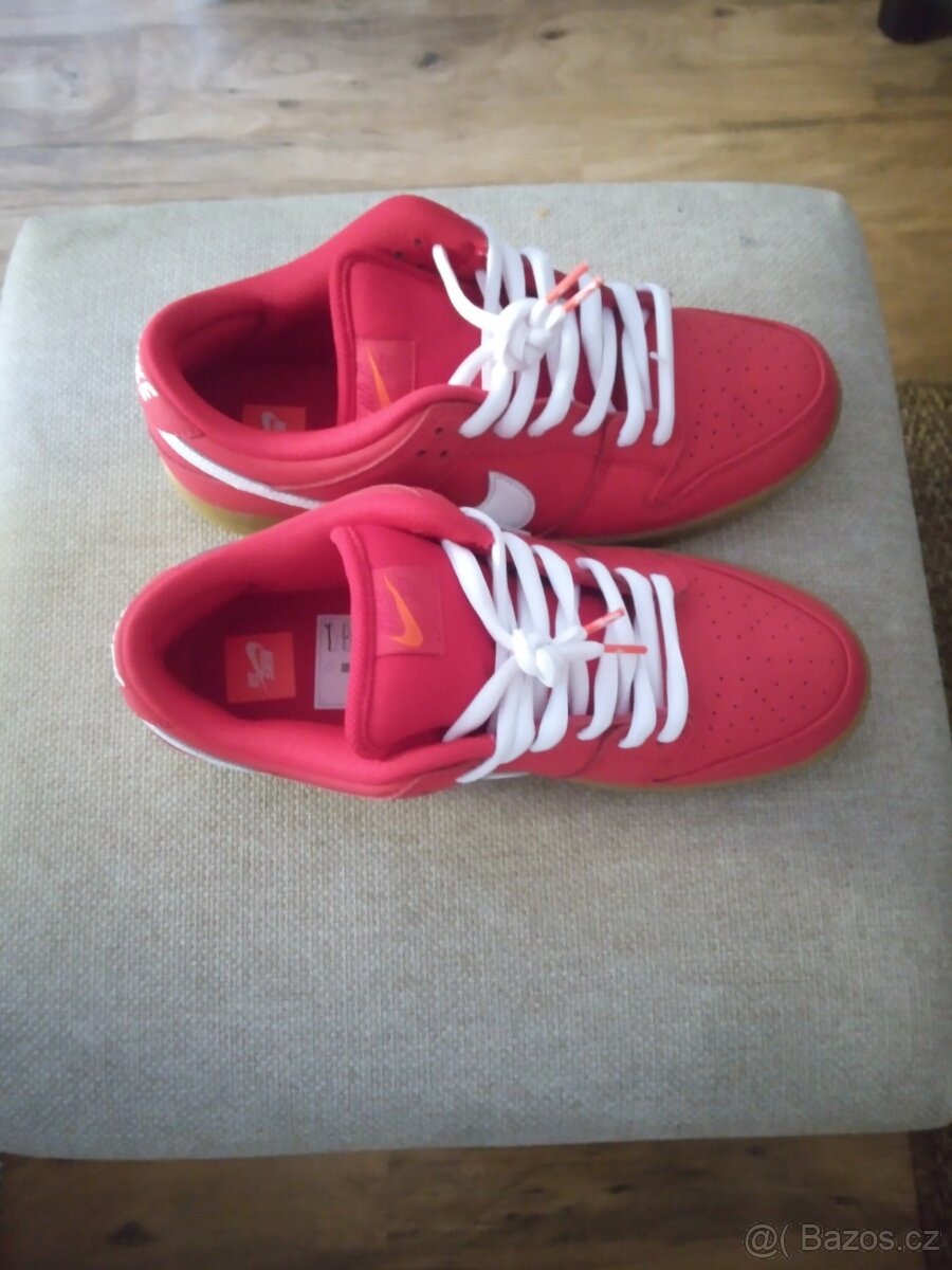 Červené boty Nike vel.46 nové - 2