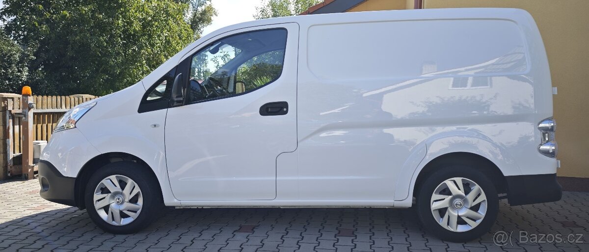 Nissan e-NV200 Evalia, 40 kWh Business 12/2018 +DPH - 2