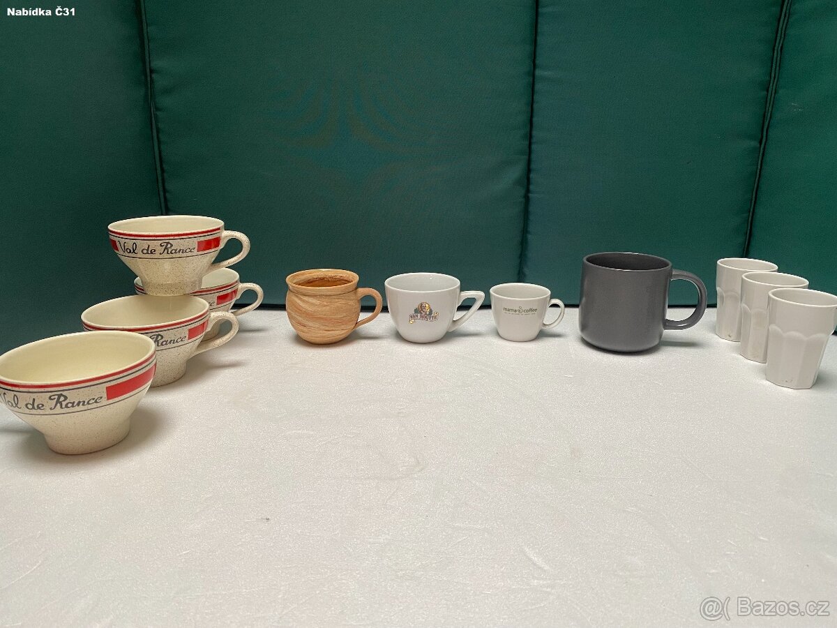 hrnků – různé druhy, barvy a tvary (komplet) - 2