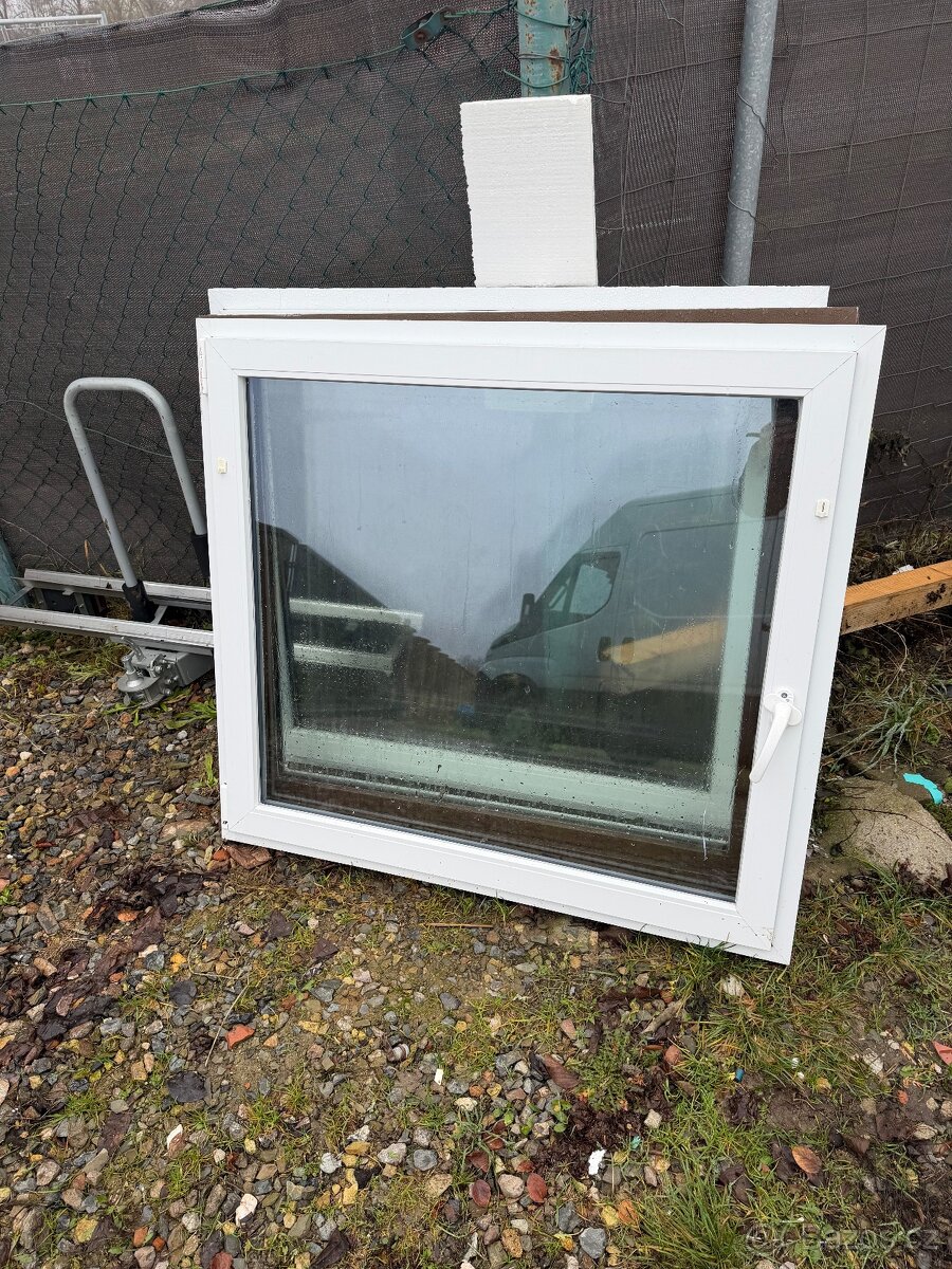 Plastová okna 110cm x 100cm 3kusy - 2