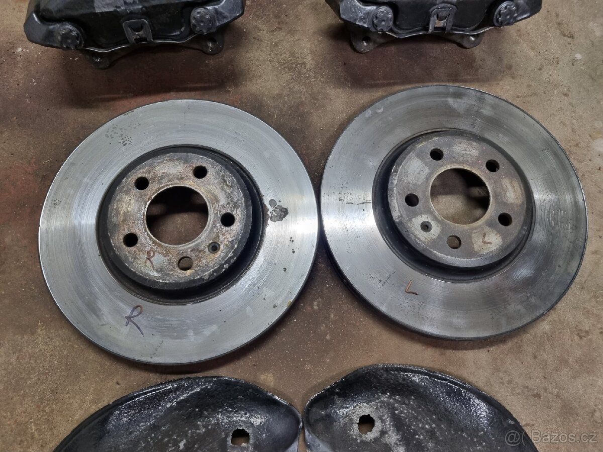 Přední brzda Audi A5 320mm - 2