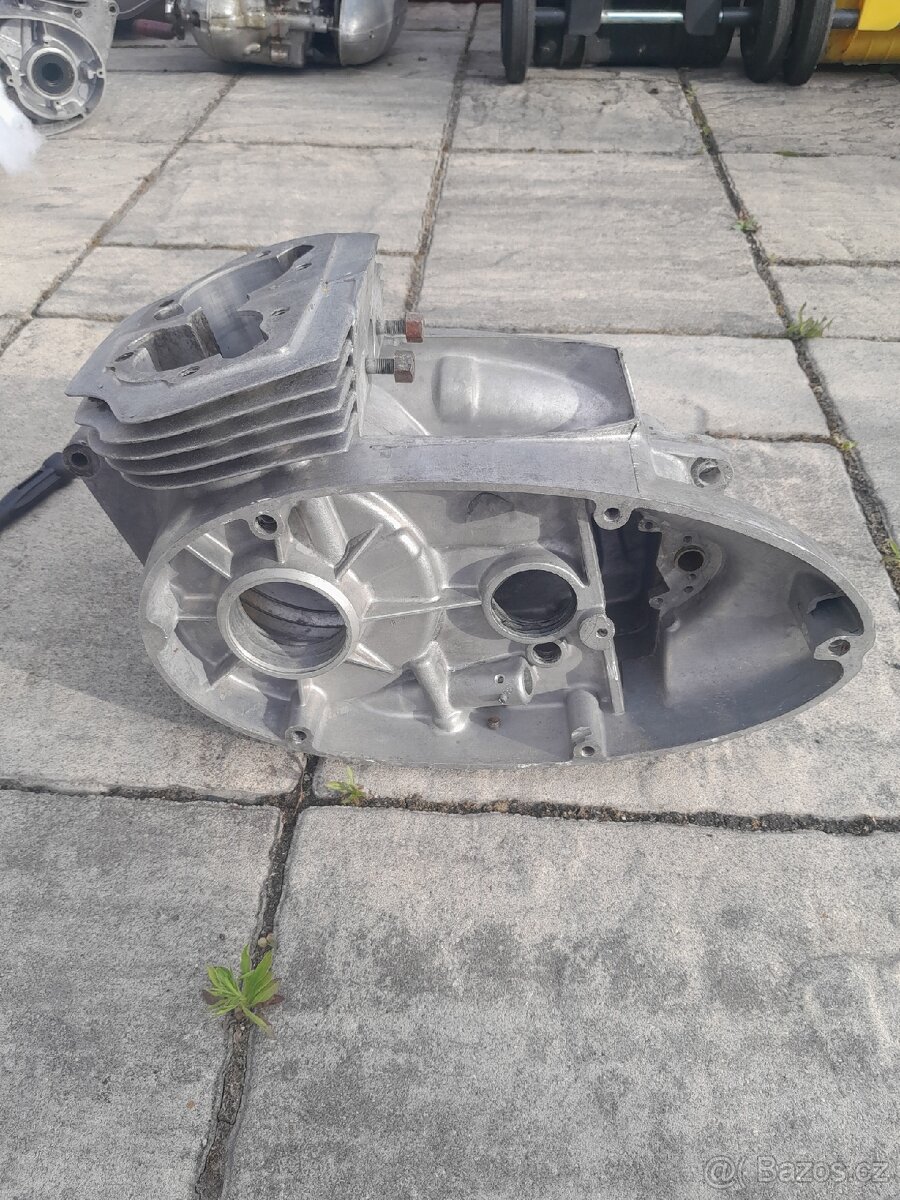 Kartery jawa panelka bez čisla motoru - 2