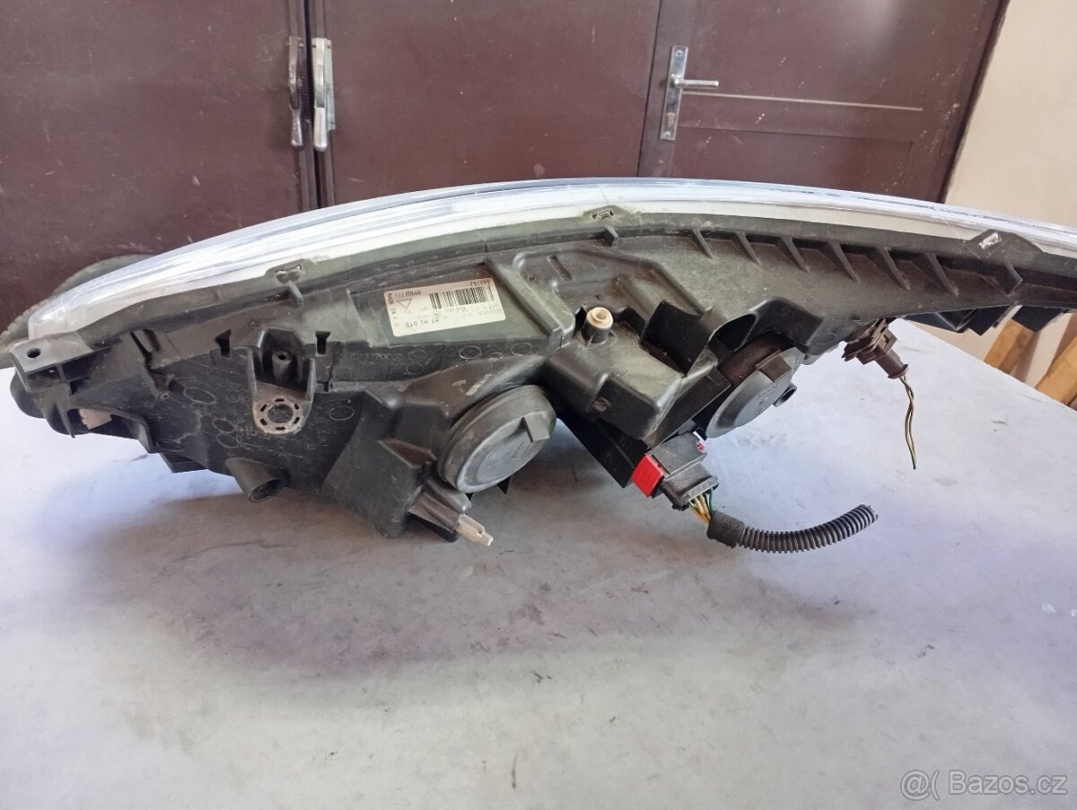 CITROEN C4 II PRAVÝ SVĚTLOMET - 2