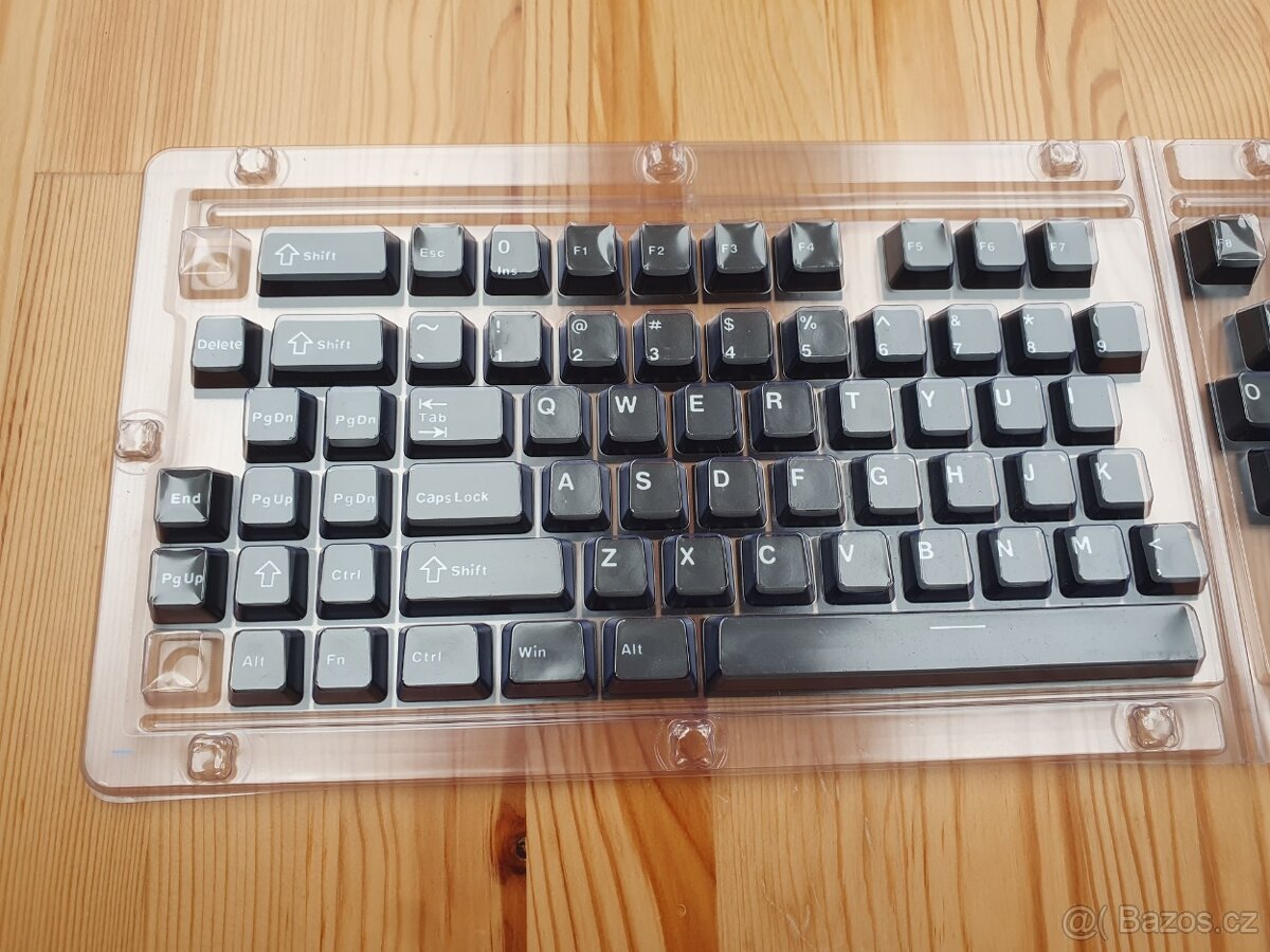 Náhradní klávesy (keycaps) pro klávesnci - 2