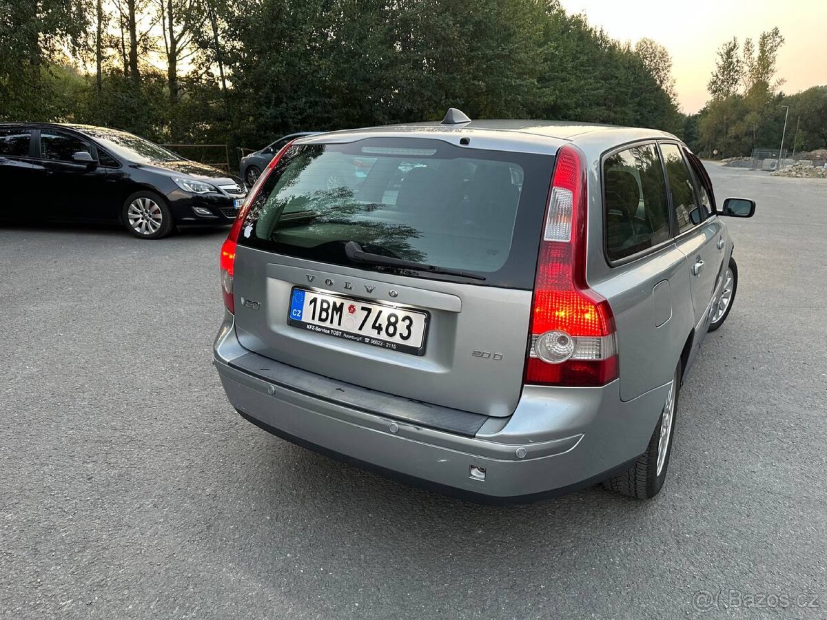 Volvo v50 - 2