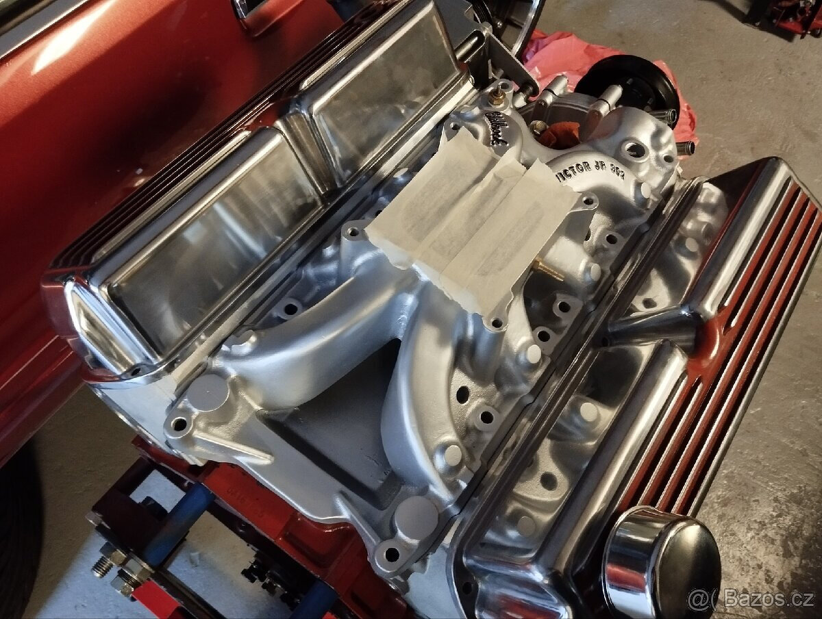 Sání Edelbrock Victor jr. 289/302/351 - 2