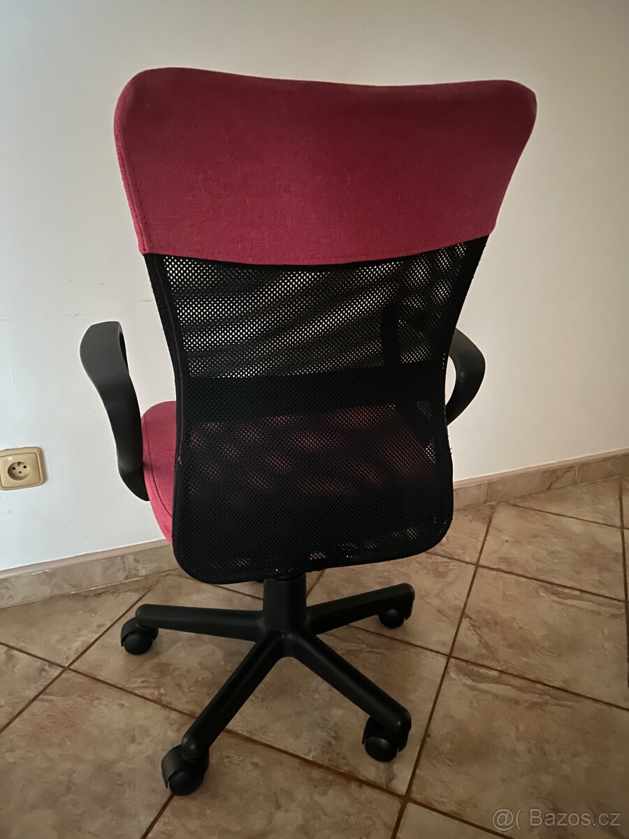 Dívčí kancelářská židle k psacímu stolu - 2