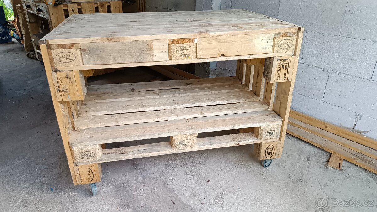 Stůl z palet - 2