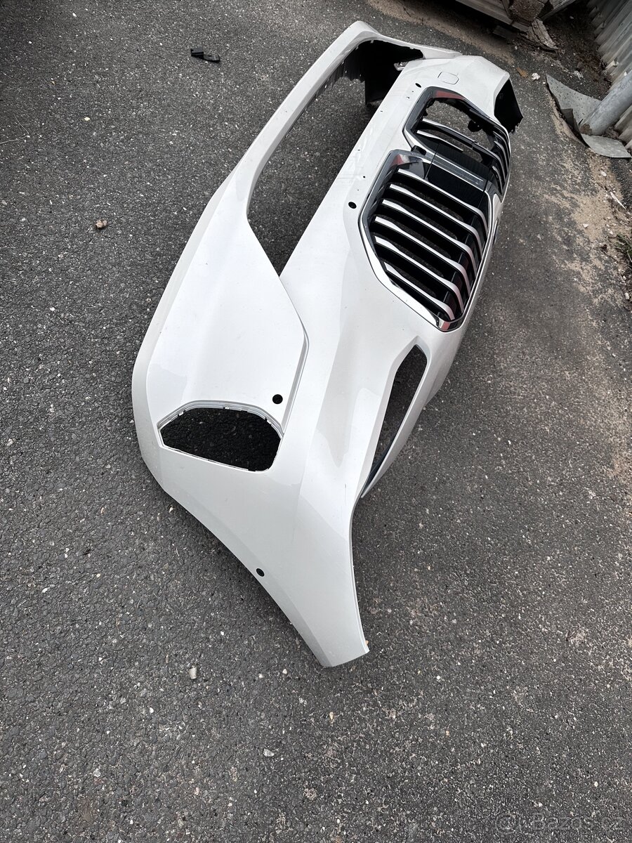 Bmw u06 přední nárazník - 2