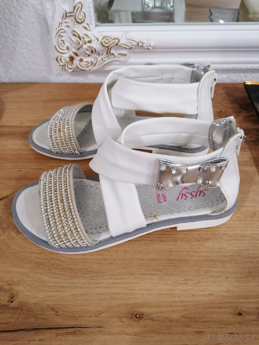 Dívčí sandály - 2