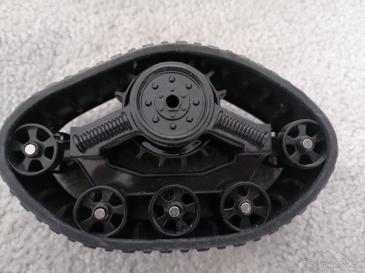 Auto na dálkové ovládání - 2