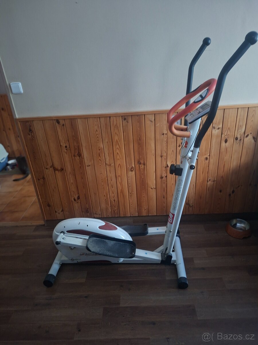 Eliptický trenažer - 2