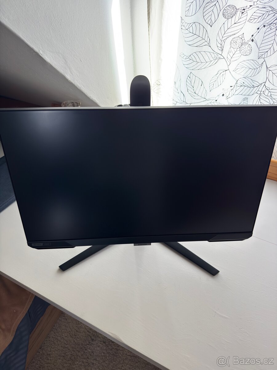 Samsung Odyssey G40B 25” - 2