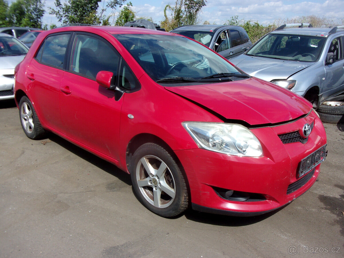 Toyota Auris - 2