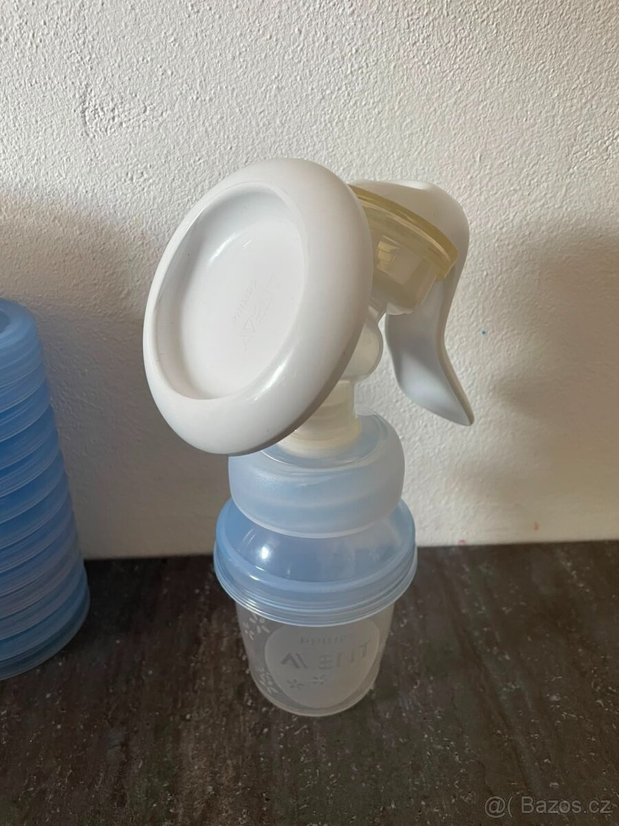 Avent nádoby a odsavačka mléka - 2