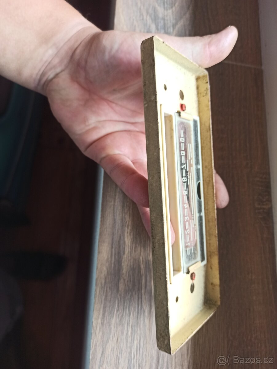 Rádio Tesla čelní panel - 2