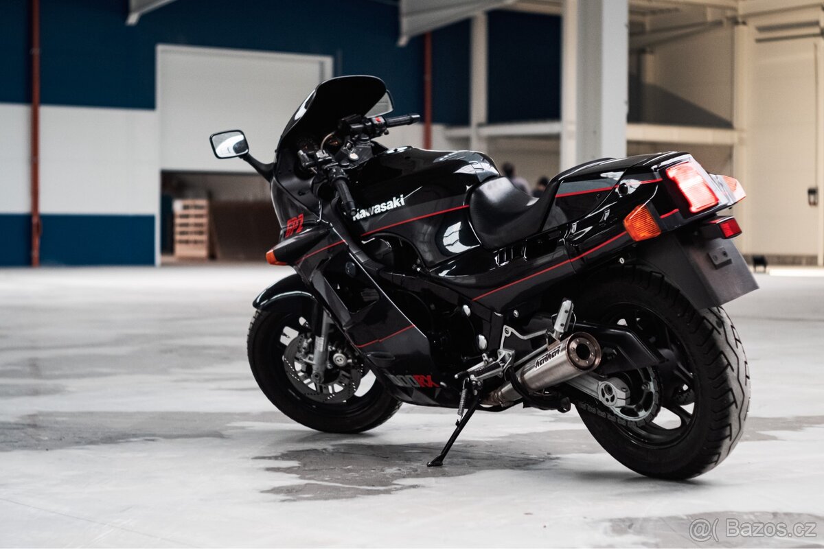Kawasaki GPZ1000rx - 2