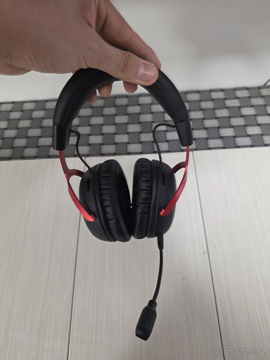 HyperX Cloud III S Wireless Black-Red Gaming Headset - 2