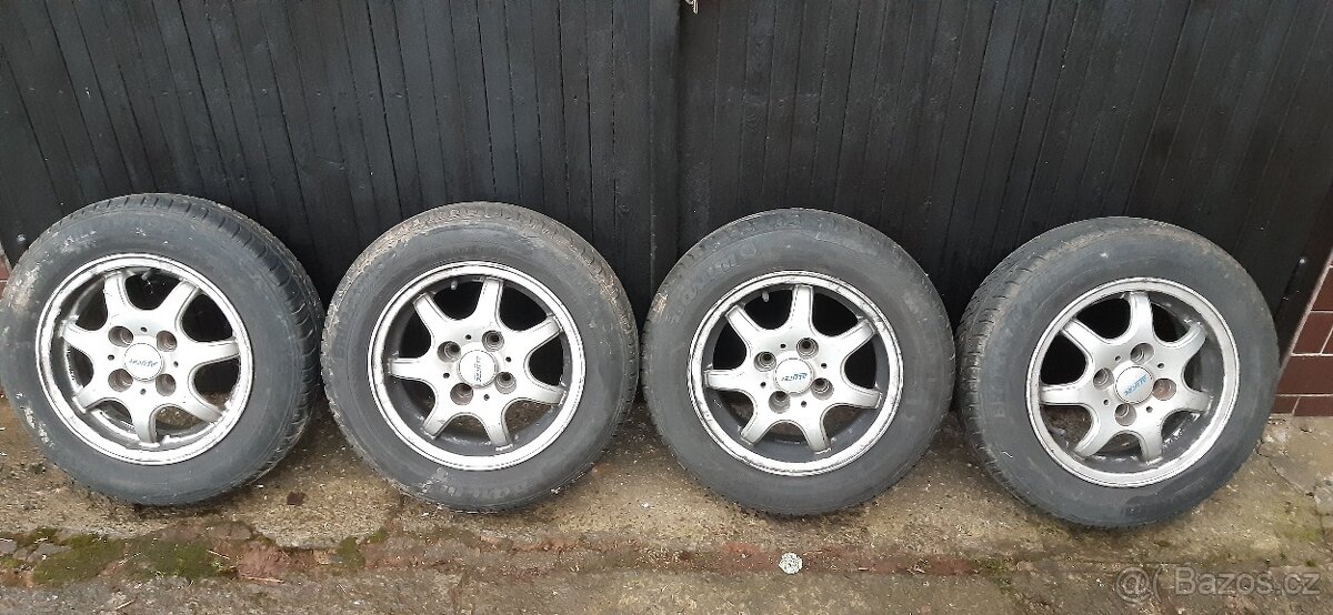 ALU disky 4x100 5,5j x 13 et38 + pneu 155/70 R13 - 2