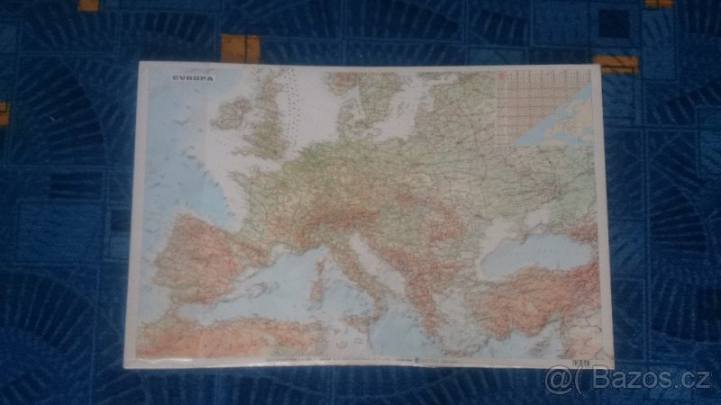 Prodám stolní podložku Linarts s mapou ČR a Evropy - 2