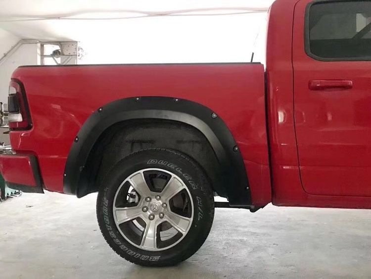Dodge RAM 1500 -5 generace