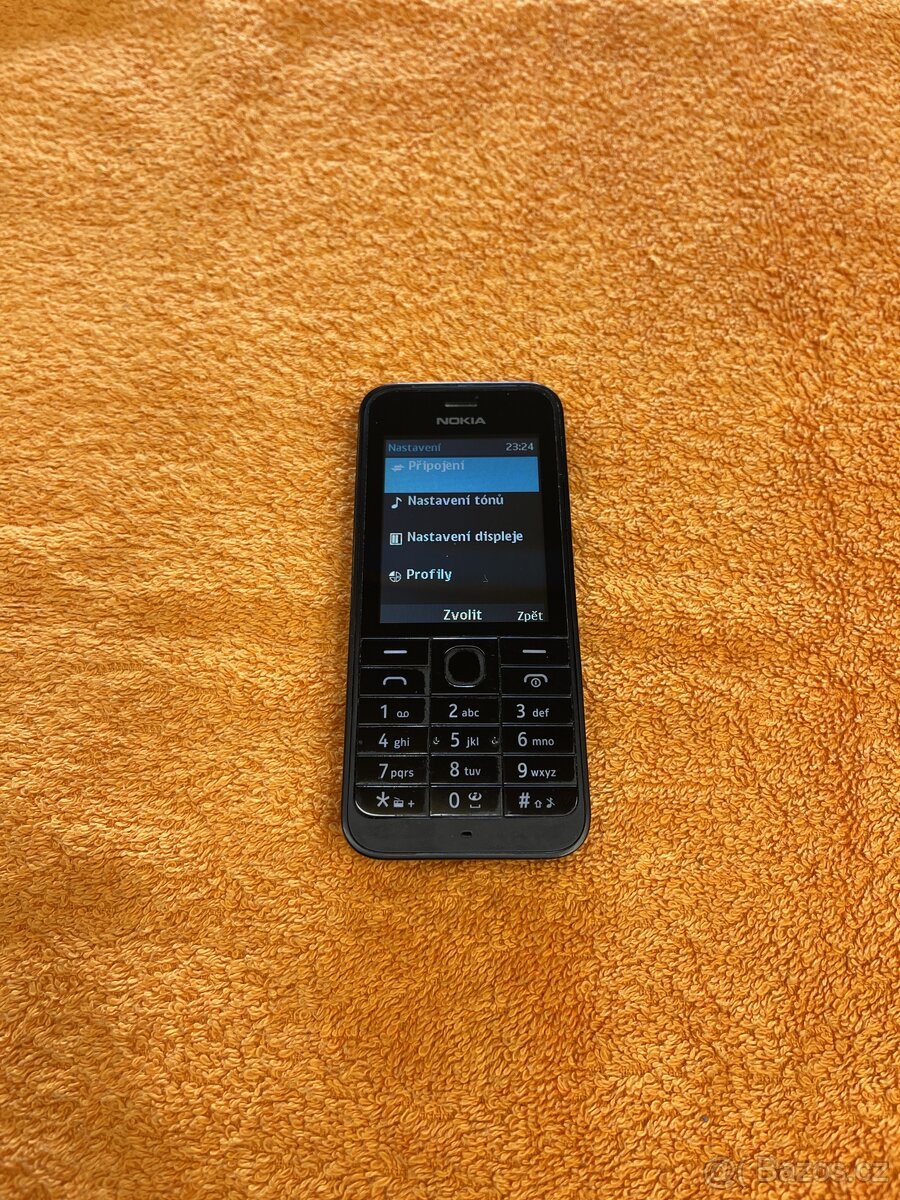 Nokia 220 v pěkném stavu, plně funkční - 2