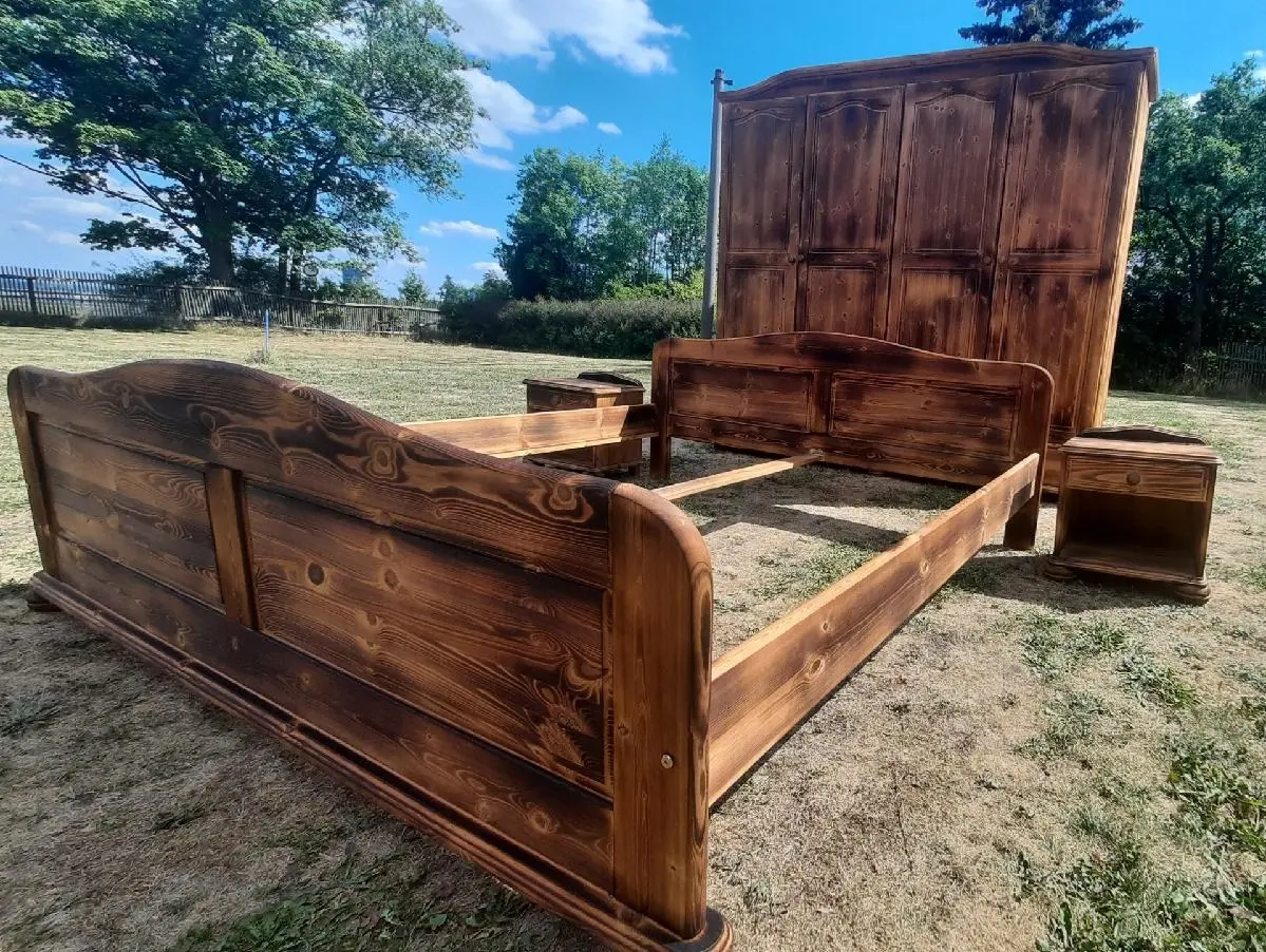 Masivní ložnice, opalovaný smrk(903) - 2