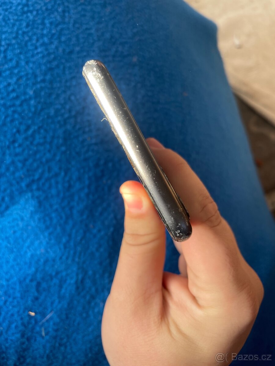 iPhone 11 64gb oprava/náhradní díly - 2
