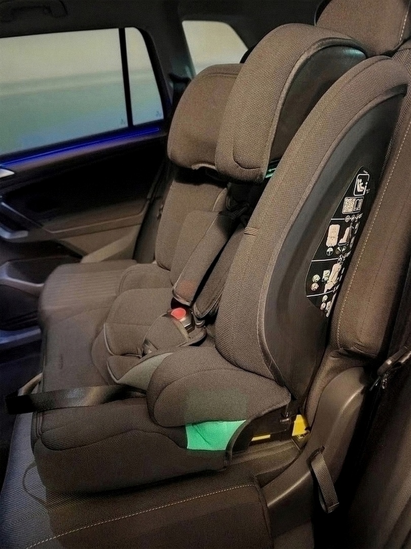 Nová dětská autosedačka s isofixem pro děti s výškou od 76 - 2