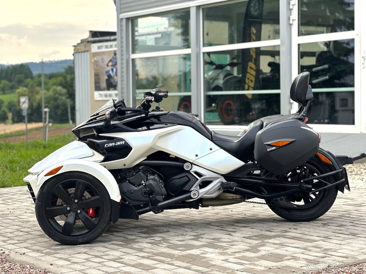 Can-am Spyder 1330 F3 SM6 MY2015 - 2