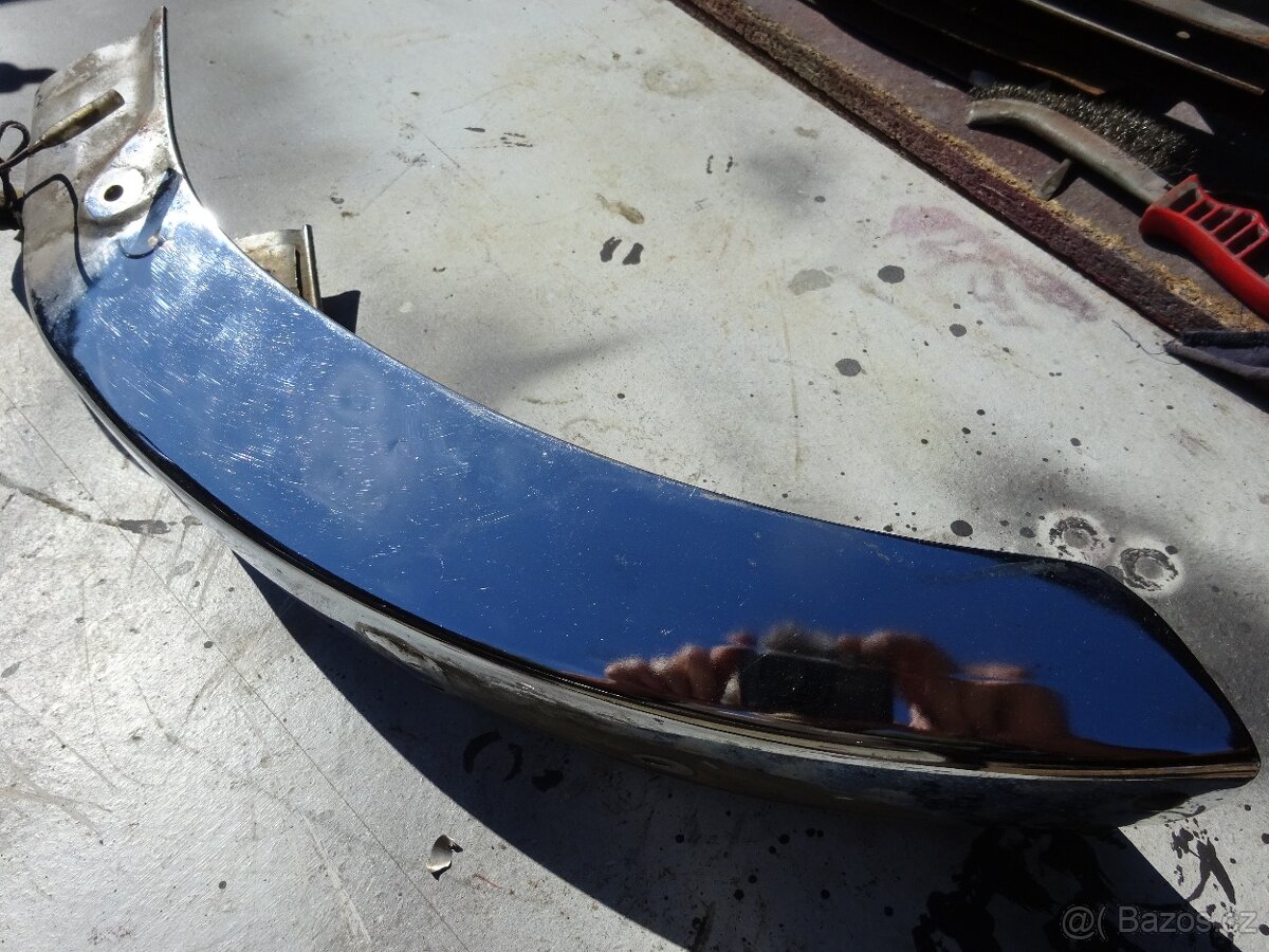 Yamaha RD - r.v.+- 1978 - zadní blatník - 2