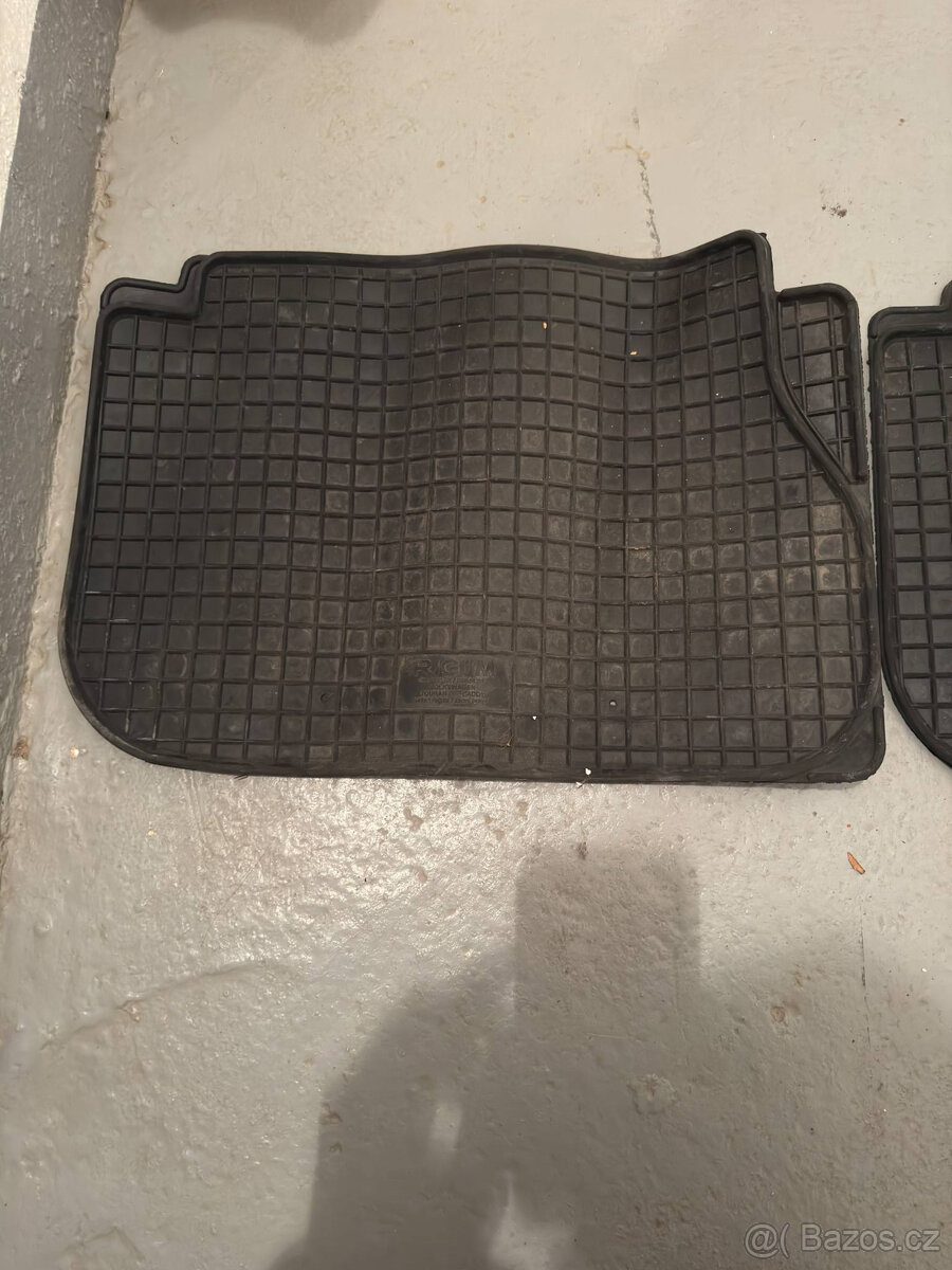 Autokoberec VW CADDY/TOURAN nové - 2