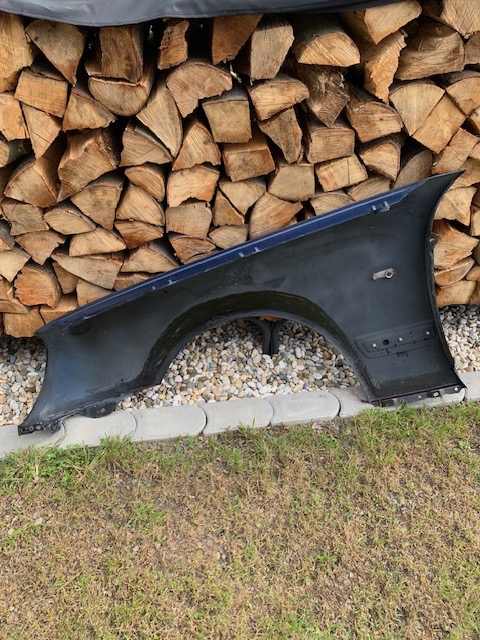 Prodám PP blatník na Mercedes W210 před facelift - 2