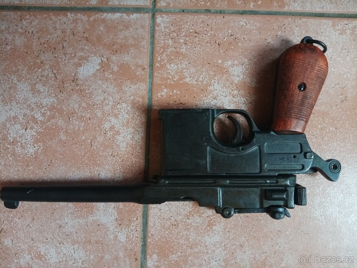 Kopie Replika zbraně - 2