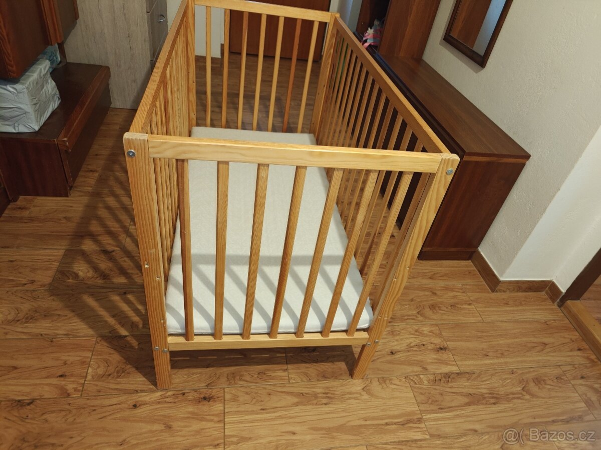 Dětská postýlka 120x60 + matrace - 2