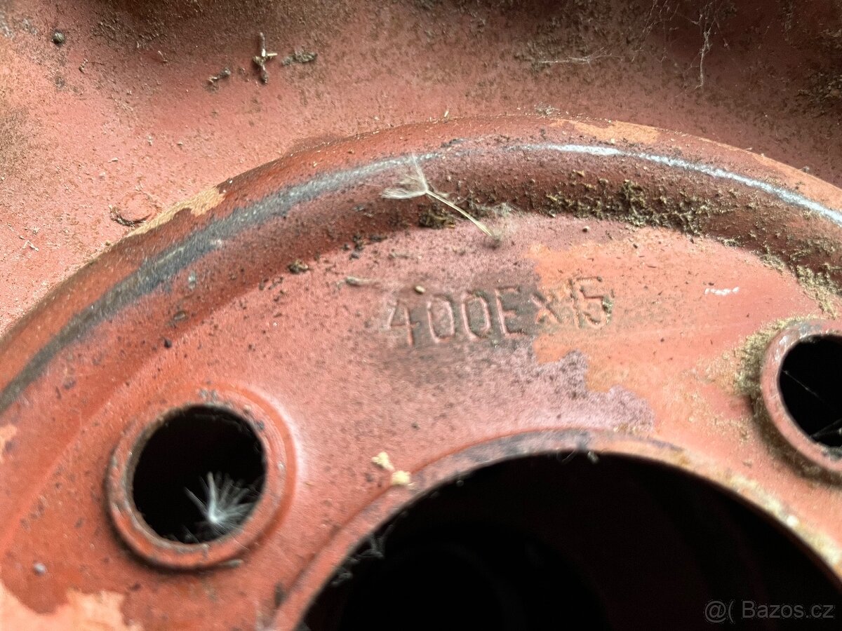 Prodám 4x disky kopretiny 4,00x15 - 2