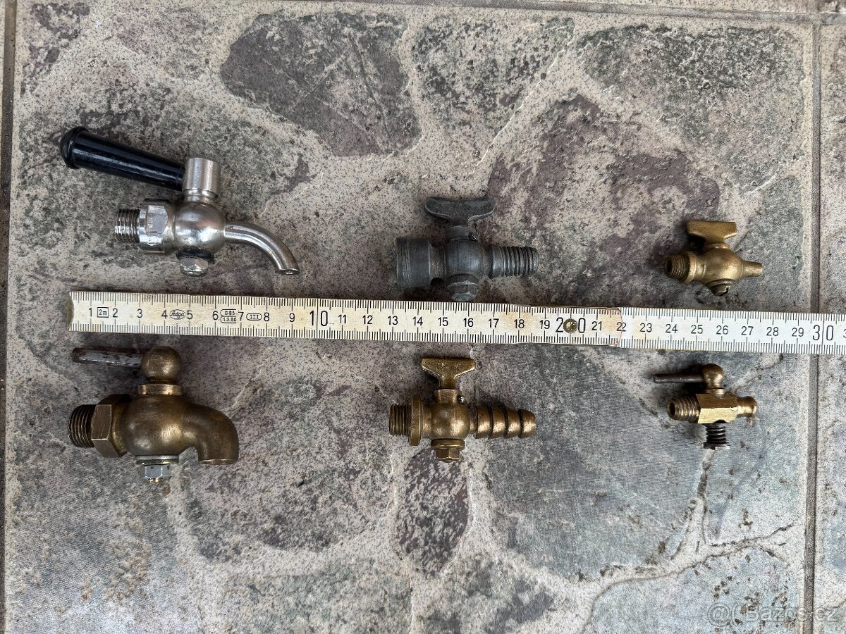 Staré kohouty 6ks - 2