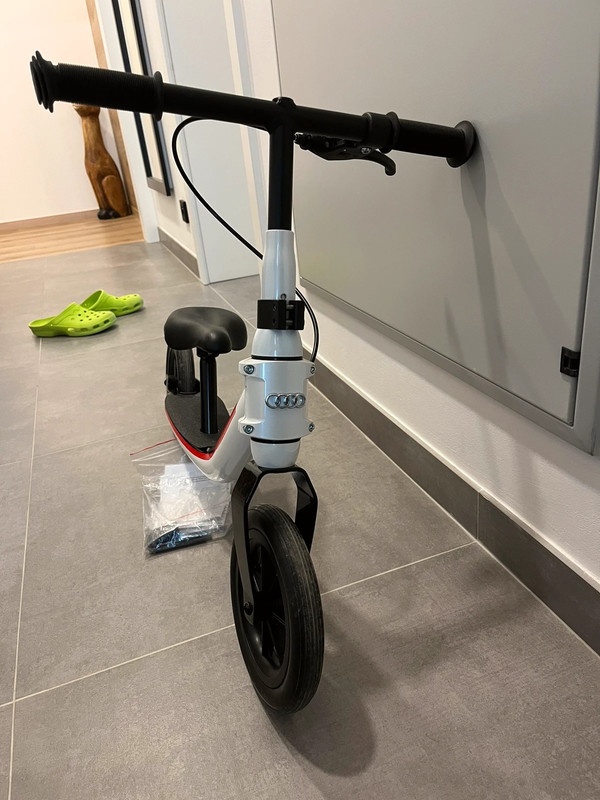 Audi mini runner - 2