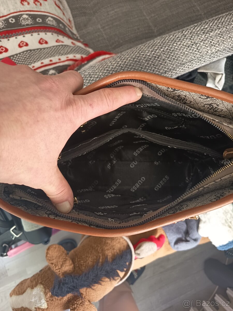 Kabelka Guess - 2