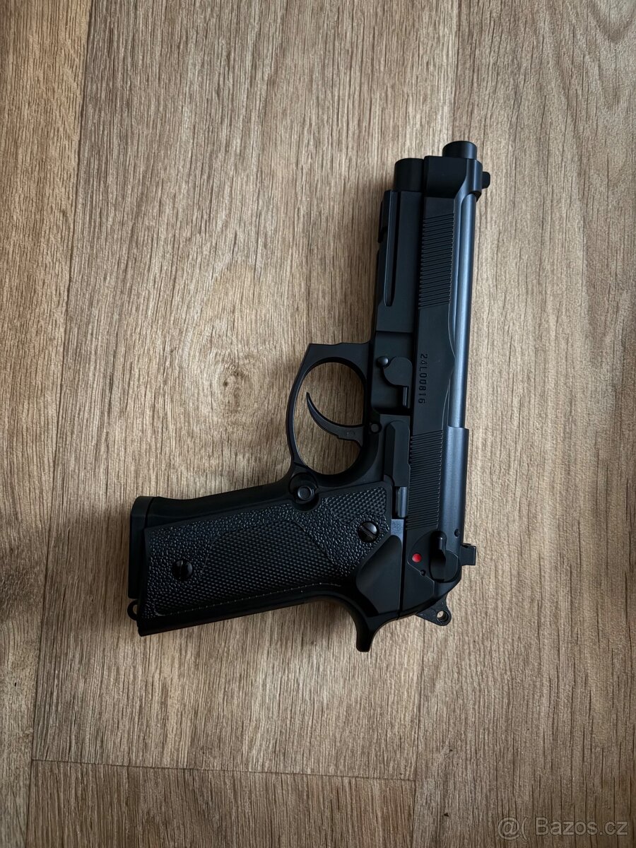 Airsoft Pistole - 2