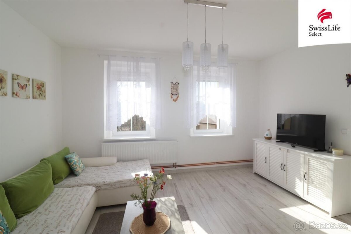 Prodej bytu 3+1 97 m2 Dolní, Dalovice - 2