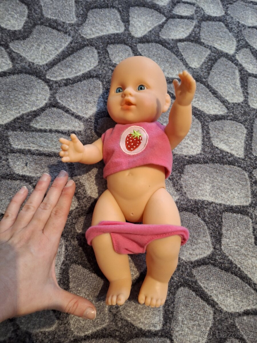 Čůrajici panenka - 2