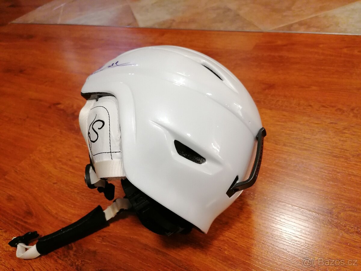 Lyžařská přilba - 2