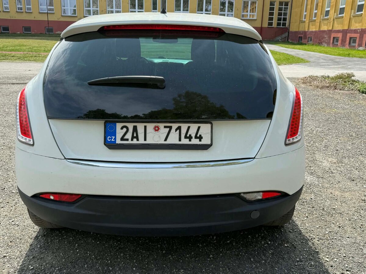 Lancia Delta - 2