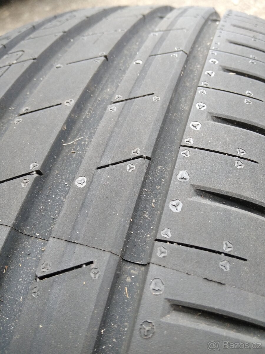Letní 205/55 R17 91V Goodyear Efficientgrip - 2