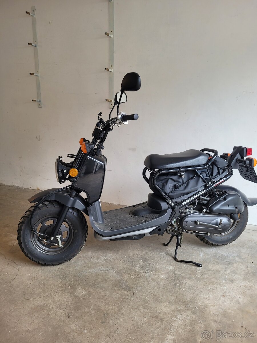 Honda Zoomer - 2