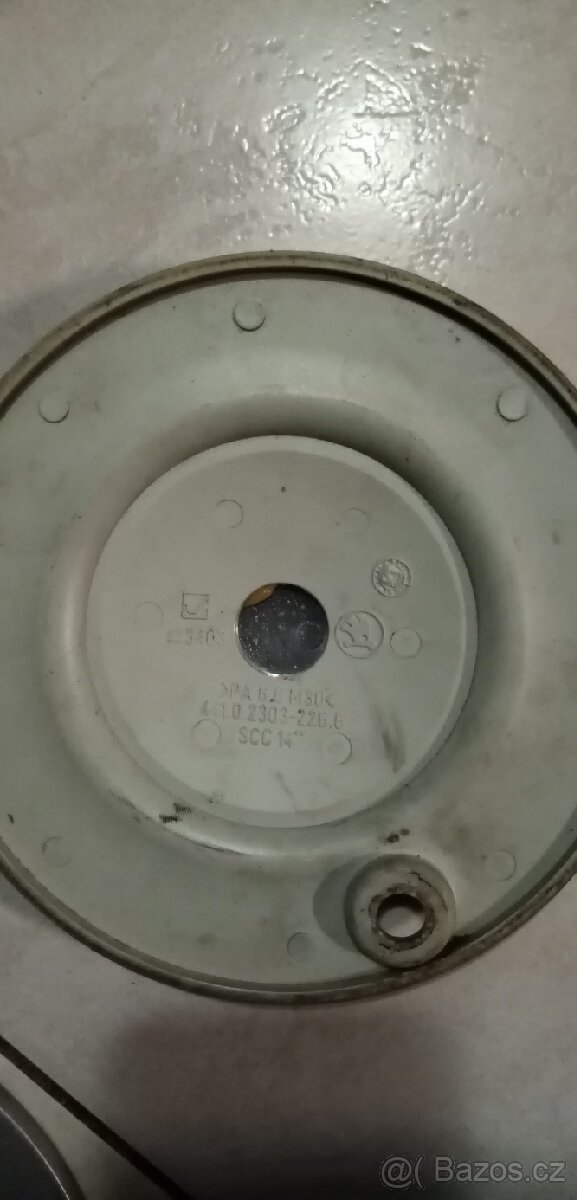 KOUPÍM - HLEDÁM POKLIČKY NA KOLA R14 ATLANT FELICIE - 2